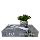 Ver imagem 1 de Decoração sala quarto livro + vaso prata + enfeite colar