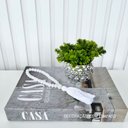 Ver imagem 4 de Decoração sala quarto livro + vaso prata + enfeite colar