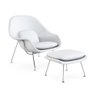 Poltrona Womb Chair com Puff Cromada Sintético Branco - 1