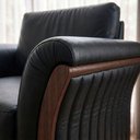 Ver mais imagens de Poltrona Decorativa Royal Base Madeira Courino Tcs 724 Moll