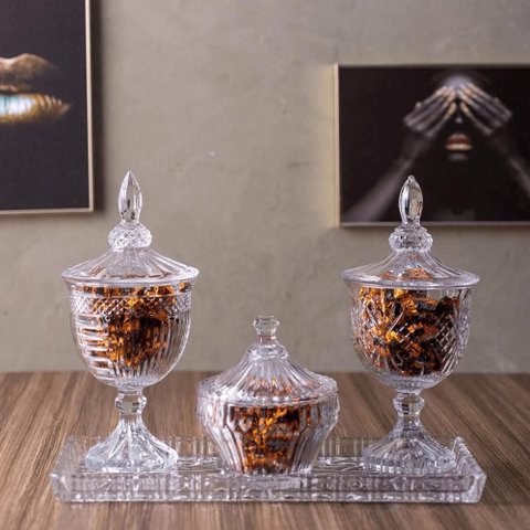 Bomboniere Potiche de Cristal Sortido Baleiro com Pé e Tampa Dublin Lyor Decorativo Transparente