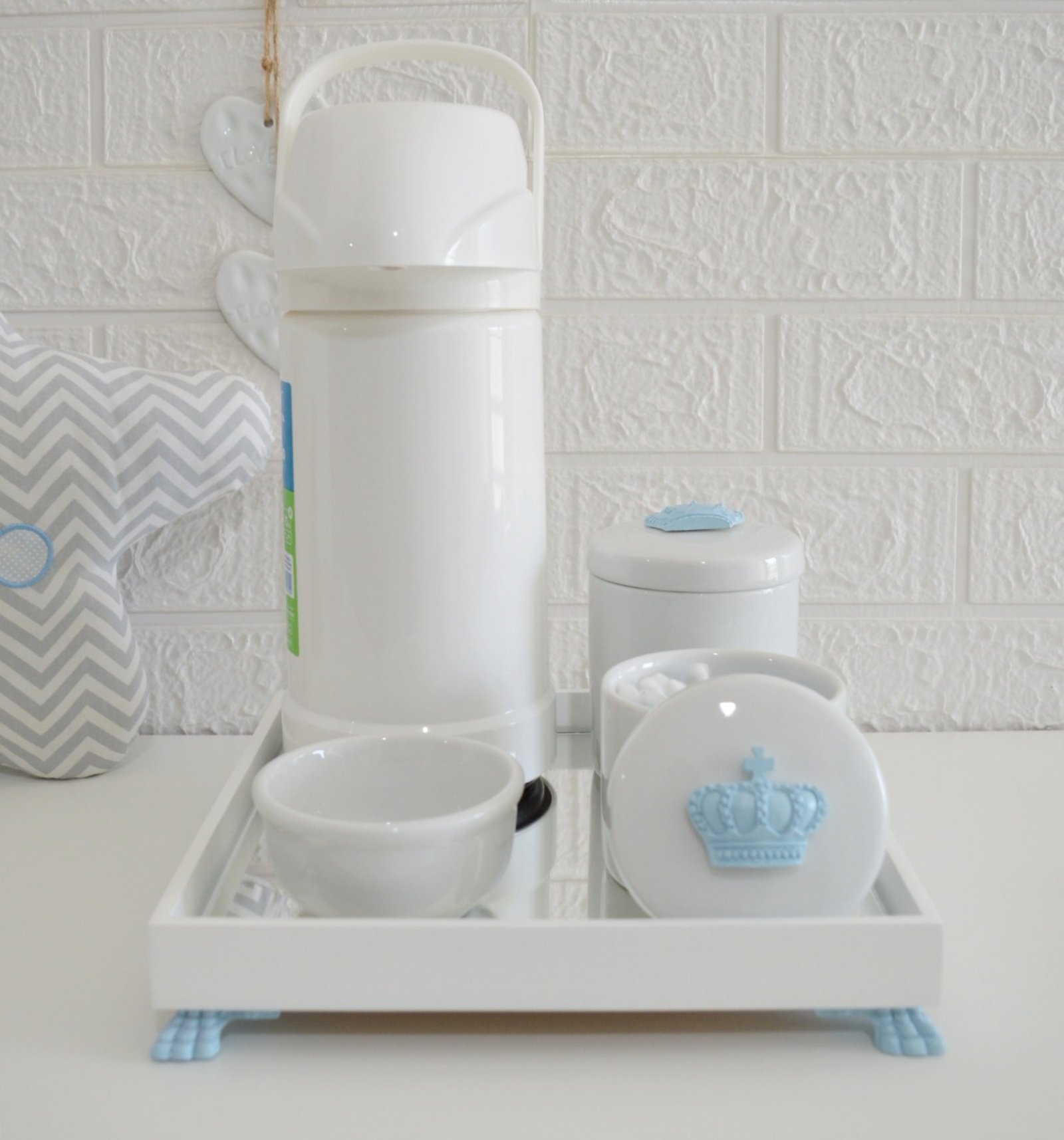Kit Higiene Bandeja Porcelana Maternidade Meninos Bebê Térmica K012 Coroa - Azul