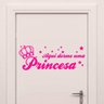 Adesivo Decorativo Aqui Dorme uma Princesa-Pequeno 48x20cm - 1