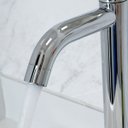 Ver imagem 2 de Torneira Alta Água Fria Lavabo Luxo Cromado Monocomando 1/4