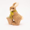 Ver imagem 3 de Coelho de Páscoa em Palha Segurando Cestinho Enfeite 25cm