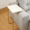 Ver imagem 3 de Mesa Lateral de Apoio para Sala Sofá Anny - Dourada e Branca