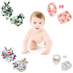 Babador de Bebe para o Verão Kit Babado + Calcinha Delicada Babadores Infantil - 1