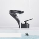 Ver imagem 1 de Torneira Banheiro Lavabo Misturador Monocomando Preto Bronze