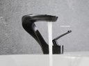 Ver imagem 7 de Torneira Banheiro Lavabo Misturador Monocomando Preto Bronze