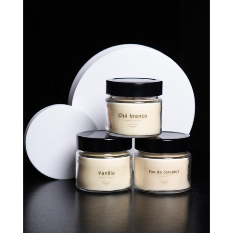 Vela Classic 140g - Cereja e Avelã