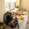 Fritadeira Elétrica Philips Airfryer 2,6L Preto RI9217 - 220V - 12
