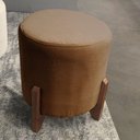 Ver imagem 3 de Conjunto Sofá Curvo Orgânico + 02 Puff Luna Boucle Cappuccino - Montanaris Decor