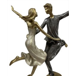 Estatueta Família Casal Namorados Dançando De Resina Mabruk - 3