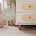 Ver mais imagens de Cômoda Clássica para Quarto de Bebê 4 Gavetas Aurora Bege/Areia/Jequitibá