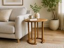 Ver imagem 4 de Mesa Lateral Adelle Madeira Maciça Cor Nozes Envernizada Estilo Moderna Casa Decorada