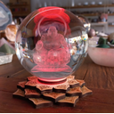 Ver imagem 3 de Luminária Bola de Cristal Buda Hotei - Base Led Colorido Flor de Lótus