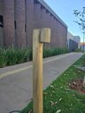Ver imagem 5 de Kit 2 Postes Balizador de Jardim Eucalipto com LED 100x10 Marrom-Claro