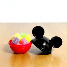 Kit Lancheira Minnie Disney Shakeira 320ml, Sanduicheira e Porta Frutas Vermelho - Plasútil - 8
