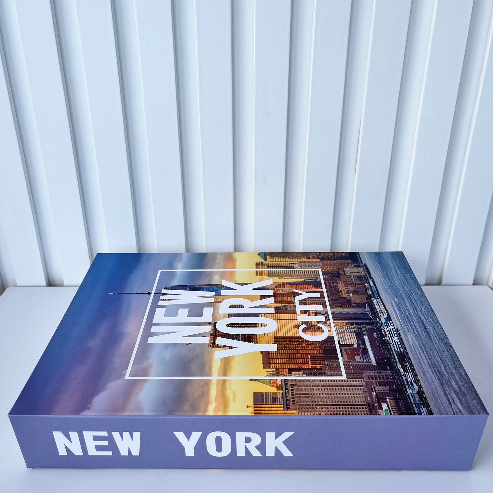 Decoração sala quarto livro caixa fake New York City azul - 3