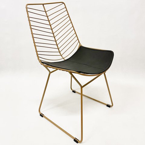 Cadeira Cozinha Bertoia Retrô cor Dourado fosco assento preto - Poltronas do Sul