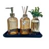 Decoração bandeja + vaso dourado + difusor + porta sabonete - 1