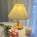Ver imagem 6 de Abajur Nordic plissado candeeiro de mesa diy dobrável 5v usb 220v arte atmosfera quarto cabeceira lu