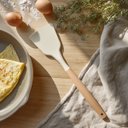 Ver imagem 4 de Kit 5 Utensílios de Silicone com Cabo de Madeira para Cozinha - Oikos