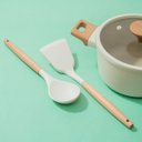 Ver imagem 6 de Kit 5 Utensílios de Silicone com Cabo de Madeira para Cozinha - Oikos