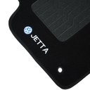 Ver imagem 6 de Jogo de Tapete Automotivo Carpete Volkswagem Vw Jetta 2011 À 2018 Soft Logo Bordado Preto 5 Peças
