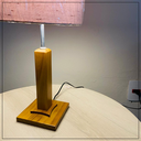 Ver imagem 2 de Kit 2 Abajur Quarto Quadrado Madeira Mdf Cúpula Tecido Linho
