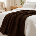 Ver imagem 2 de Manta Soft Casal Jacquard Paquistão 2,00m x 1,80m Marrom