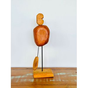 Escultura Caju em Madeira - Decoração Artesanal de Sergipe