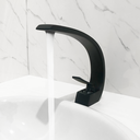 Ver imagem 2 de Torneira de Banheiro Cascata Curva Gourmet Preto Fosco Monocomando Misturador Bancada Pia Black Slim