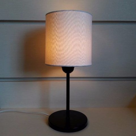 Abajur Cabeceira para Quarto Cilíndrico Vivare Md-2010 Cúpula em Tecido - Bivolt - Preta / Branco