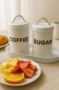 Ver imagem 4 de Kit 3 Potes Lata de Mantimentos + Bandeja Industrial Branco - Linha Dom