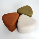 Ver imagem 5 de Kit 3 Puff Trevi Triangulo Decorativo Tecido Boucle Moderno para Sala Escritorio
