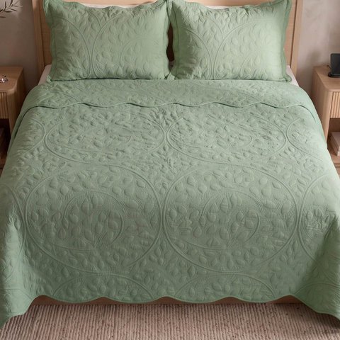 Kit Cobre Leito Vintage Casal Percal 300 Fios Colcha Matelassê Floral Alto Relevo 3 Peças Verde Oliv