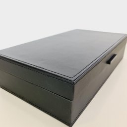 Caixa Decorativa Preta em Mdf e Poliuretano 36cm - 2