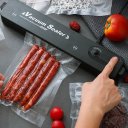 Ver imagem 2 de Seladora a Vácuo Doméstica Vacuum Sealer Bivolt com 10 Sacos Inclusos Embalagem Alimentos - Preto
