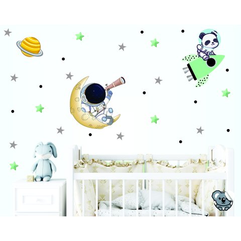 Adesivo De Parede Infantil Astronauta e Pandinha no Foguete