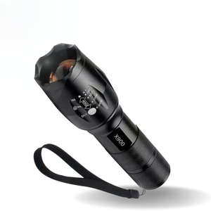 Lanterna X900