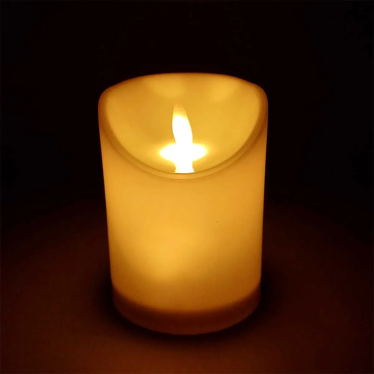 Ver imagem 2 de Vela Decorativa Led 10cm Efeito Chama Quente Decor Cor Amarelo