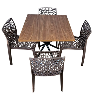 Conjunto Mesa Flex 75x75 + 4 Cadeiras Gruvyer Fendi Sala de Jantar Restaurante Sorveteria Cafeteria