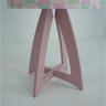 Abajur Mesa Base Madeira Rosa e Cúpula Triângulos Rosa e Verde Bivolt - 2