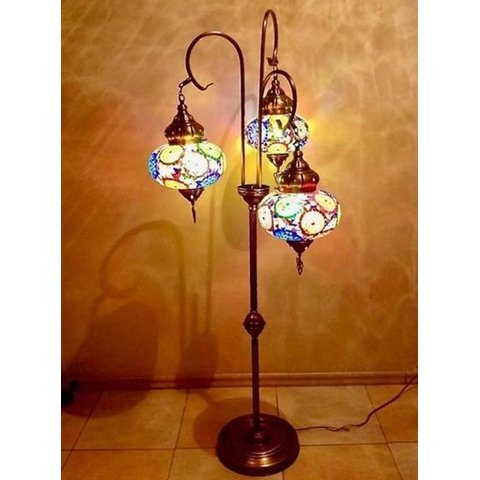 ABAJUR DE MOSAICO GRANDE TAMANHO FANTASTICO TURCO PARA ANDAR