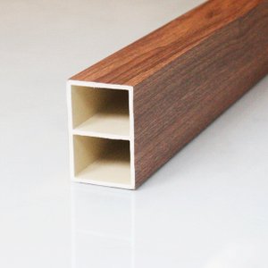 Brise Wpc Interno Cor: Nogueira 2,90m X 7,5cm X 5,0cm