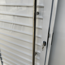 Ver imagem 3 de Porta Lambril Ripado de Aluminio Branco com Puxador Linha 25 - 210x70 Direita