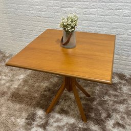 Mesa X de Madeira Maciça 80x80 Mel - 3