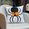 Almofada 43x43cm Halloween 107 Aranha com Laço Belchior - 2
