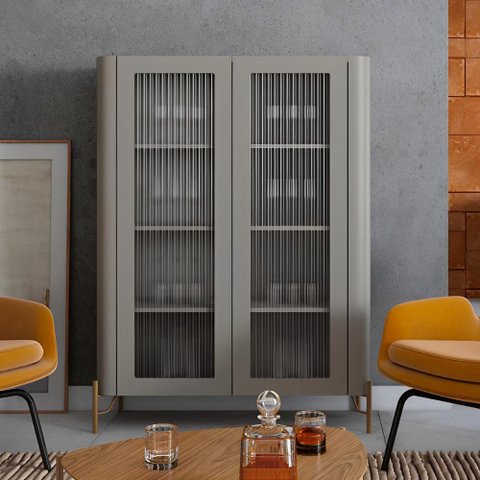 Cristaleira com 2 Portas 98,5cm Vidro Canelado Pés em Metal Cor:grigio com Dourado